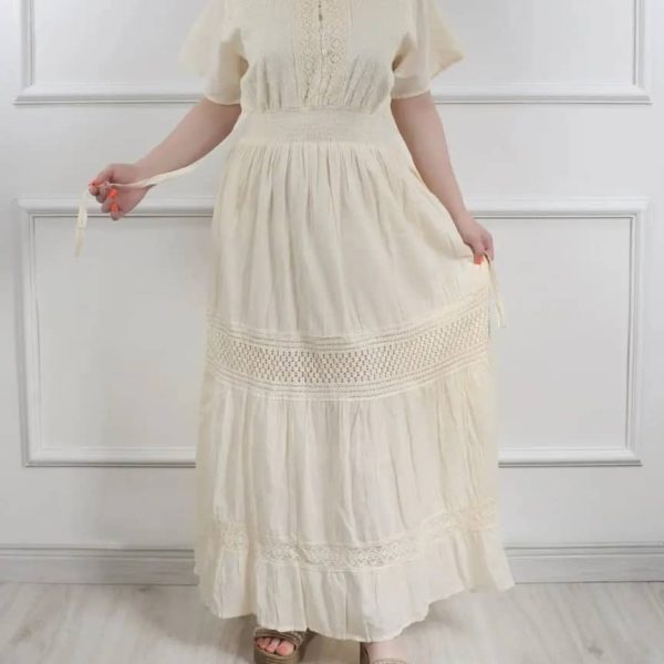 پیراهن هندی (وارداتی) فوق العاده شیک با تنخور زیبا تولید کشور هند با کیفیت عالی فری سایز (مناسب سایز ۳۸ تا ۴۸) گشادی دور سینه ۱۱۴ گشادی دور باسن ۱۶۰ قدکار ۱۳۷